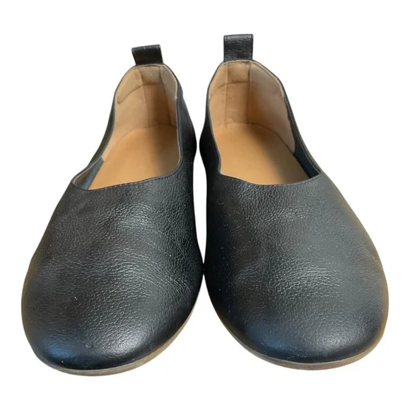 Everlane Black Pebbled Leather Slip-On Ballet Flats - Picture 4 of 11